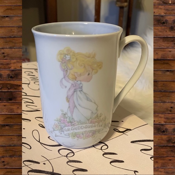 Precious Moments GRANDDAUGHTER Mug